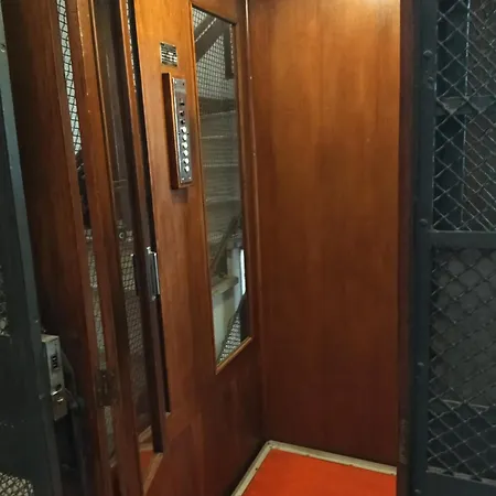 Putignani 210 شقة باري