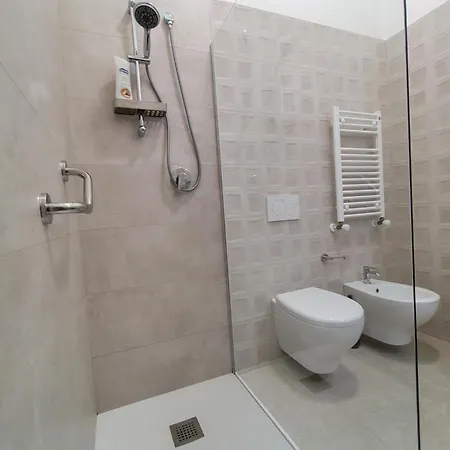 Apartamento Putignani 210